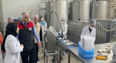 Lebap go‘sht-sut korxonasi xodimlari oziq-ovqat farovonligiga hissa qo‘shmoqda