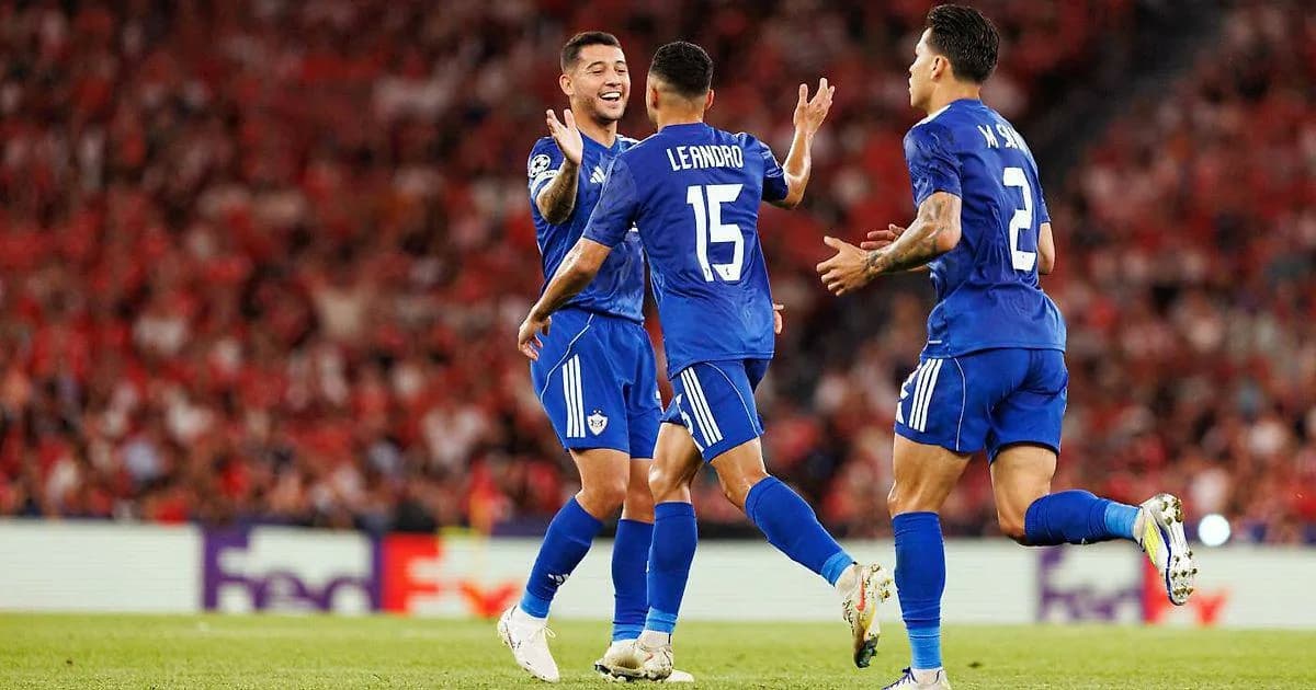 “Karabag”-dan taryhy ýeňiş – Lissabonda “Benfikany” 3:2 hasaba bilen ýeňdi