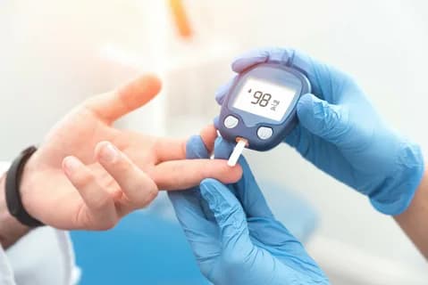 Süýji keseli (diabediň) iň howply kynçylyklarynyň biri öňünden anyklanyp bilner