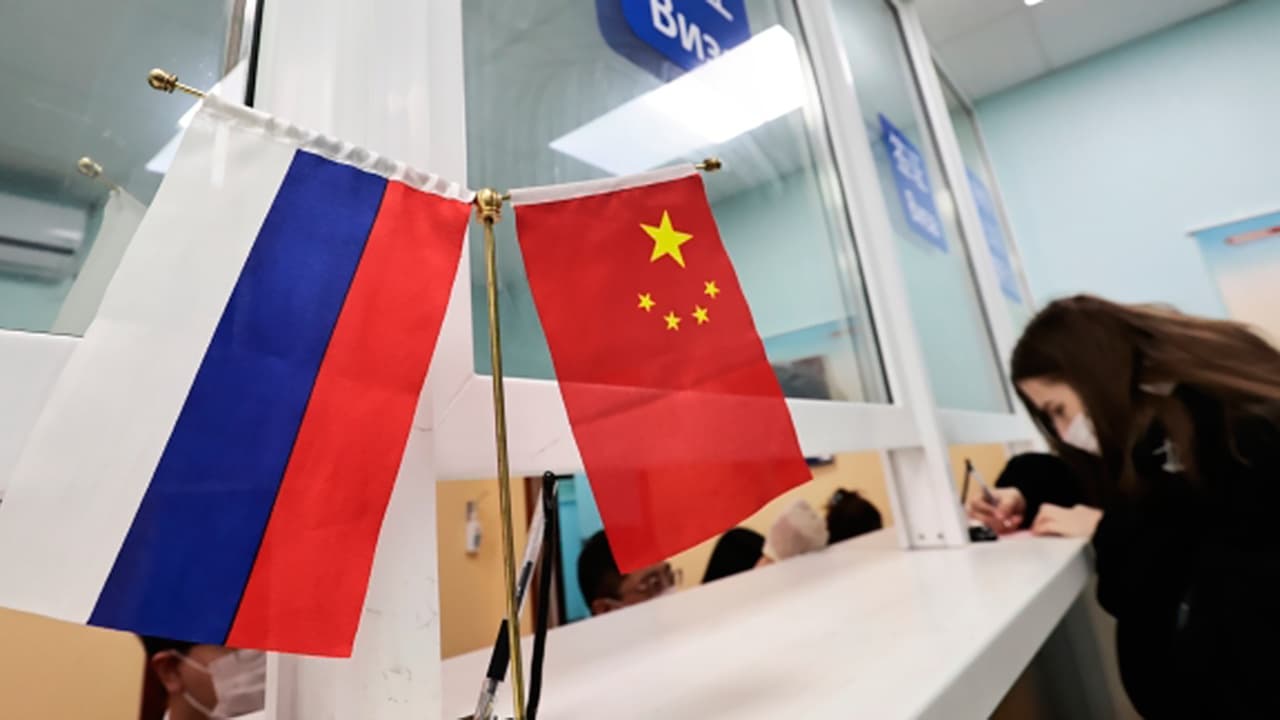 Rusya ile Çin arasında bir yıllık deneme amaçlı vizesiz rejim