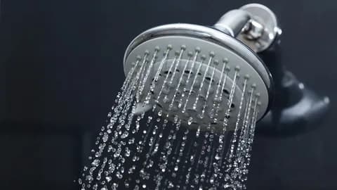 Süýji ukynyň syry — Gijeki gyzgyn suwa düşmek