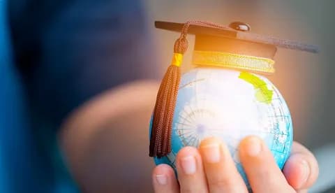 Modern Eğitim — Parlak Geleceğin Sütunu