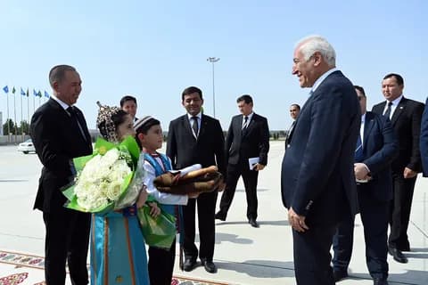 Ermenistan Respublikasynyň Prezidenti Türkmenbaşa geldi