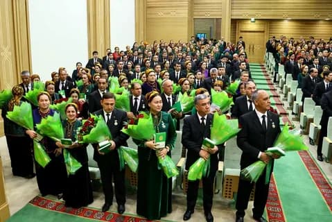 Davlat mukofotlarini topshirish marosimi va “TURKMENNING OLTIN ASRI” mukofoti g‘oliblarini taqdirlash 20-sentabr kuni bo‘lib o‘tadi