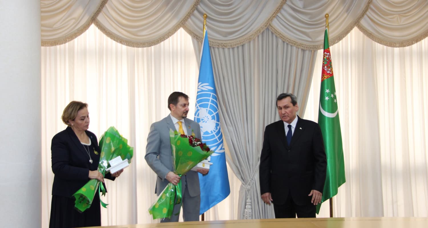 Ceremony held at the Ministry of Foreign Affairs of Turkmenistan to award state honors on the occasion of the 30th anniversary of Turkmenistan’s Permanent Neutrality