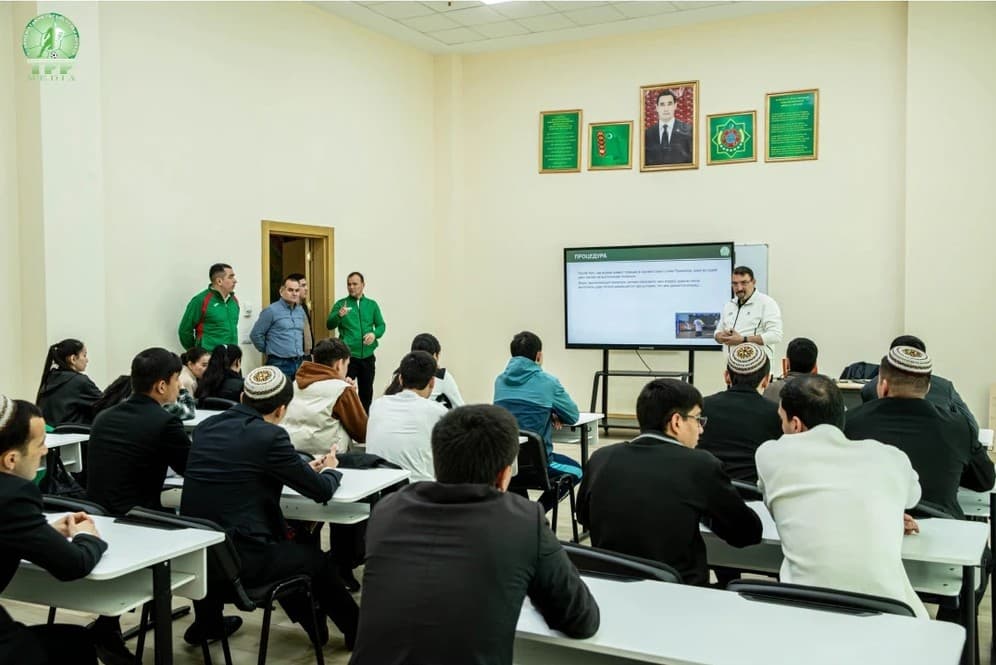 Training seminar for young referees has started