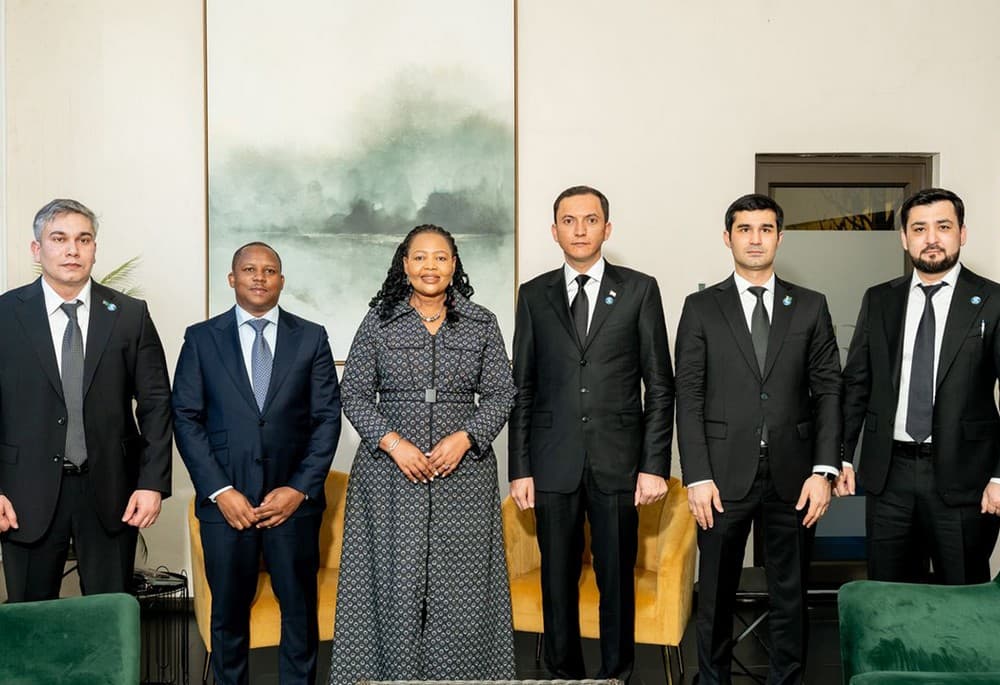 Türkmenistanyň işewür wekiliýeti sapar bilen Eswatini Patyşalygyna bardy — Türkmenistanyň işewür wekiliýetiniň Eswatini Patyşalygyna sapary, 2026-njy ýylyň 26-njy ýanwary (Surat: "Eswatini Positive News")