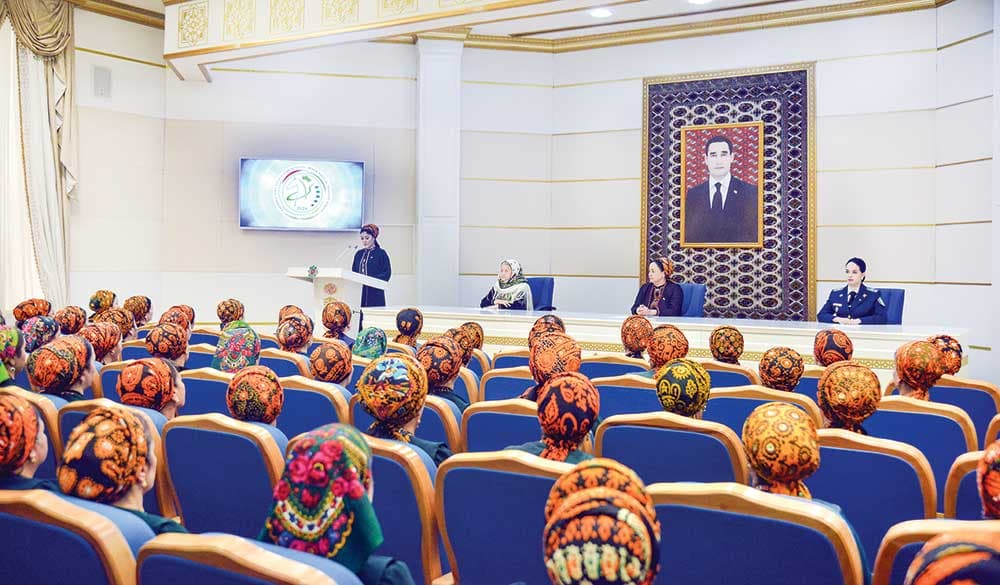 Yuqori hurmatga sazovor ayollar