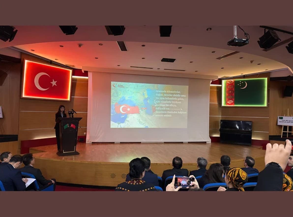 Aşgabatda Türki dilli maşgalanyň bütindünýä gününiň yglan edilmegine bagyşlanan dabara geçirildi