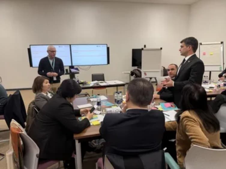 Representatives of Turkmenistan’s Education System Continue Professional Development in Cambridge