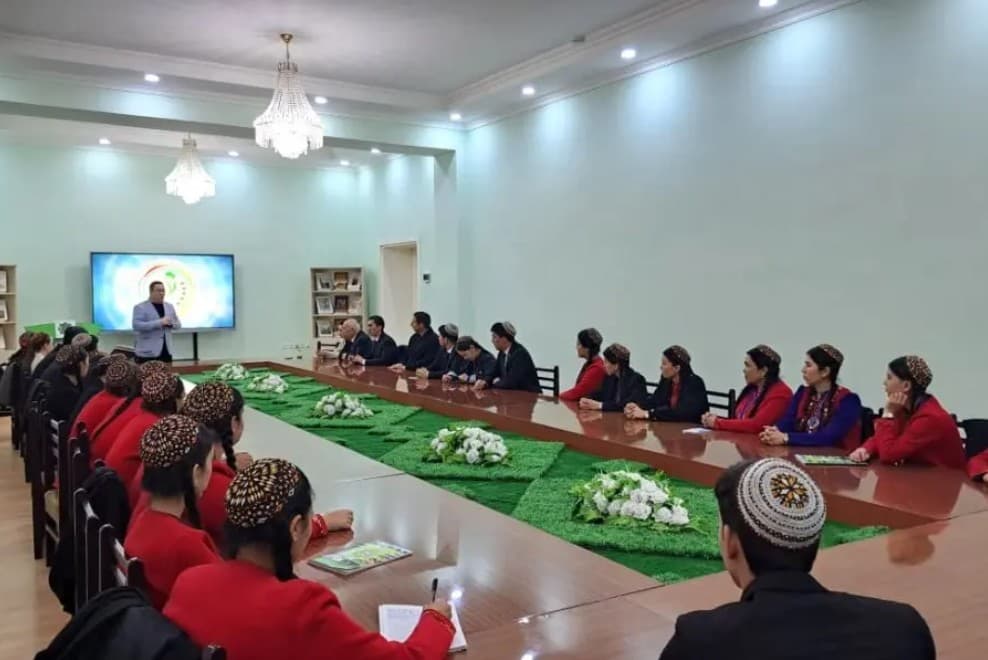 Türkmen oba hojalyk uniwersitetinde prezentasiýa başarnyklary boýunça açyk sapak geçirildi — Surat çeşmesi: Guramaçylar tarapyndan berlen