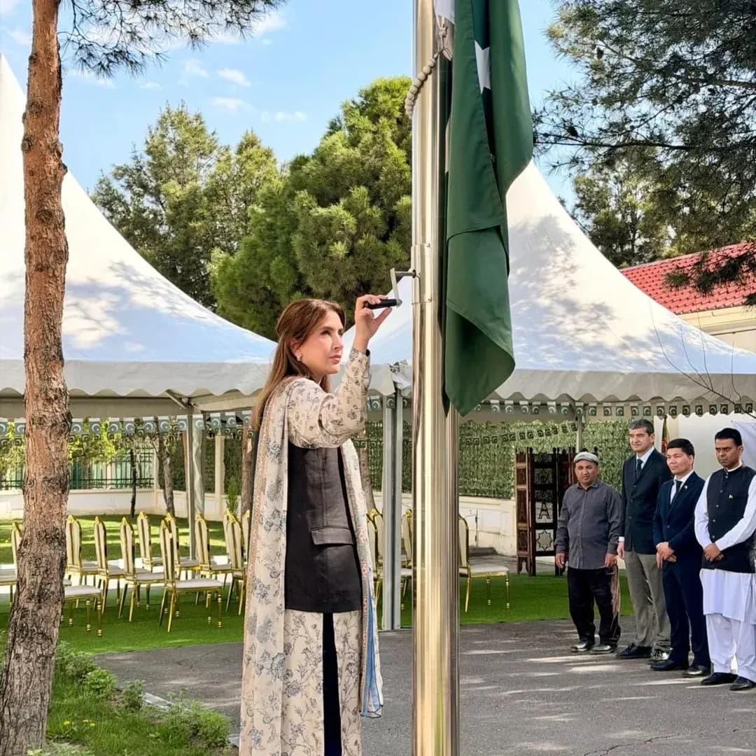 Türkmenistan'da Pakistan Milli Günü Kutlandı