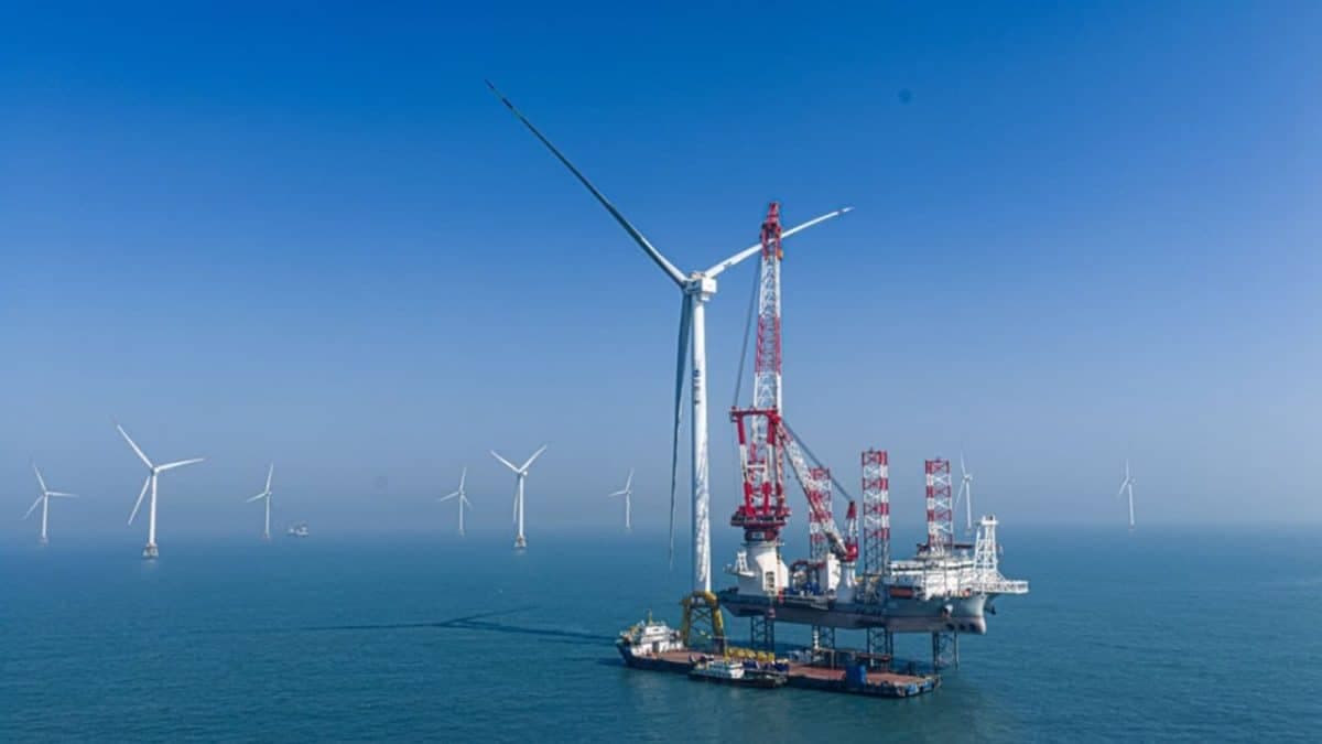 China installs the world’s first 20-megawatt offshore wind turbine