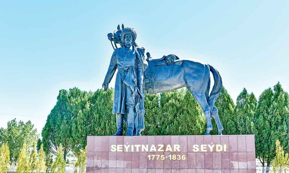 Iki asyrdan soň türkmen nusgawy şahyry Seýdiniň täze goşgulary tapyldy