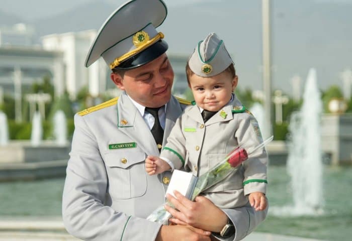 President of Turkmenistan Congratulates Servicemen on Defender of the Fatherland Day