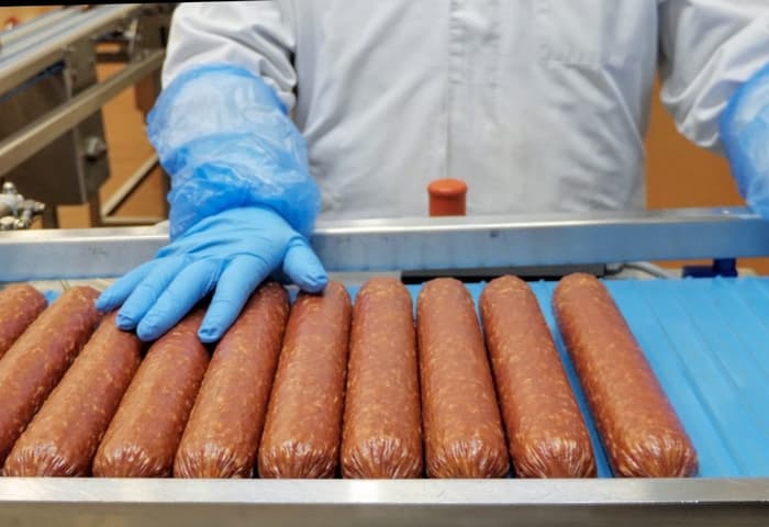 “Dik aý” company launches production of “Gündogar” brand sausage