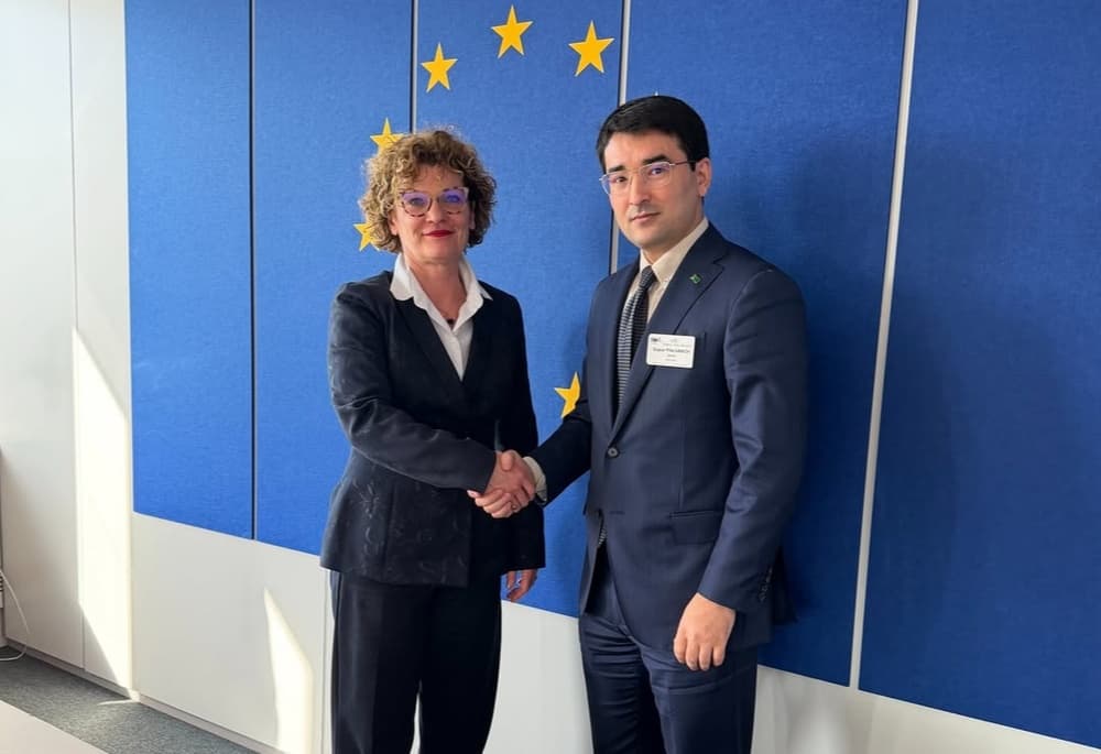 Turkmenistan and the European Union Discussed the Development of the Trans-Caspian Transport Corridor