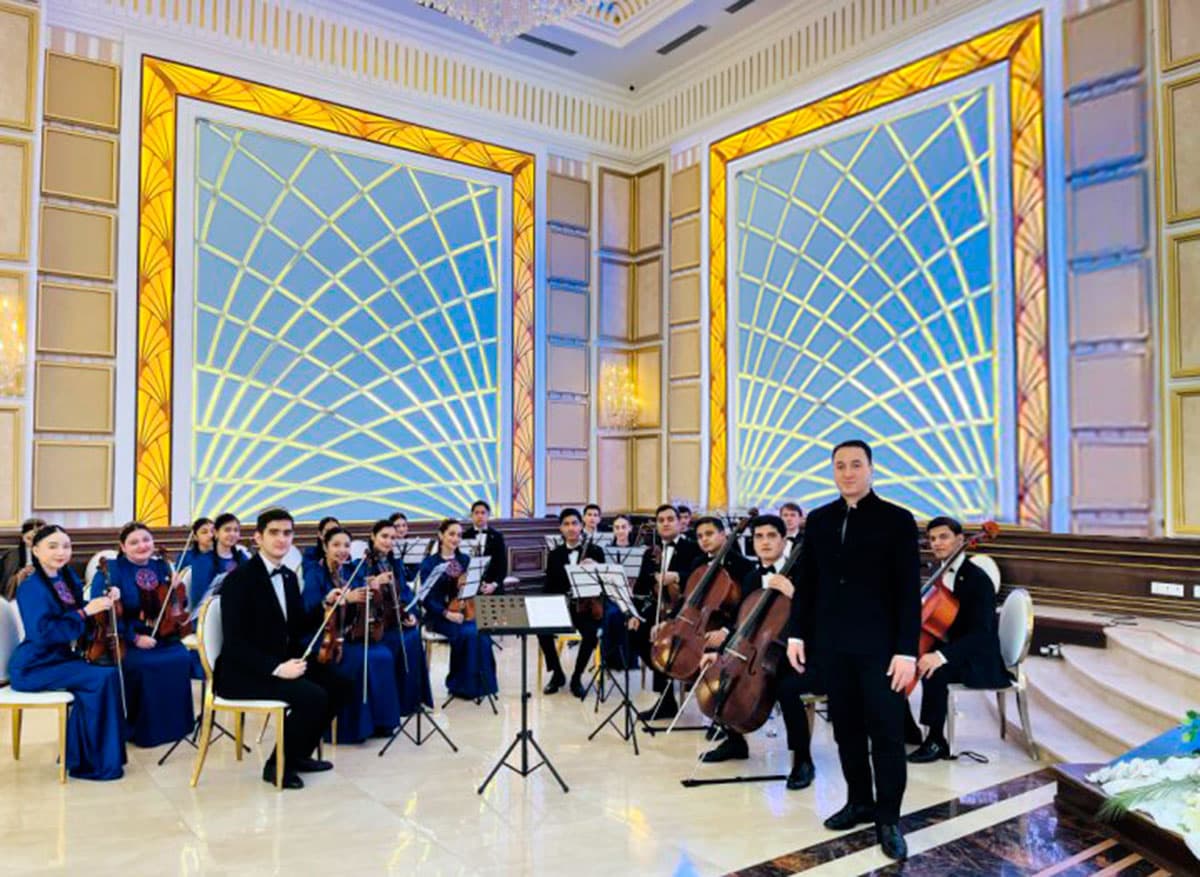 Tahyr Atayew: "Mult-concert" for Children and Parents