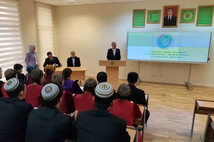 Turkmanistonning 5 ta oliy o‘quv yurtida fors tili bo‘yicha malaka oshirish darslari boshlandi