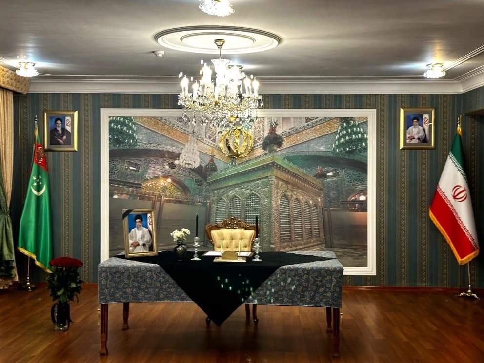 Book of Condolence Opened at the Iranian Embassy and Cultural Center in Turkmenistan in Memory of Ali Khamenei