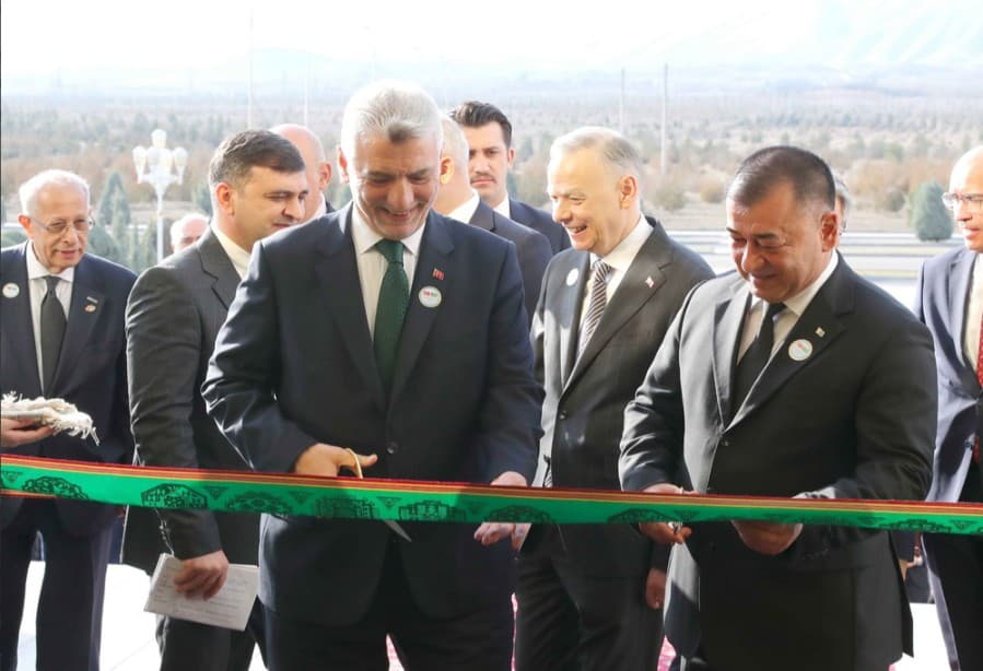 Aşkabat’ta Türkiye’nin İhracat Ürünleri Fuarı Açıldı