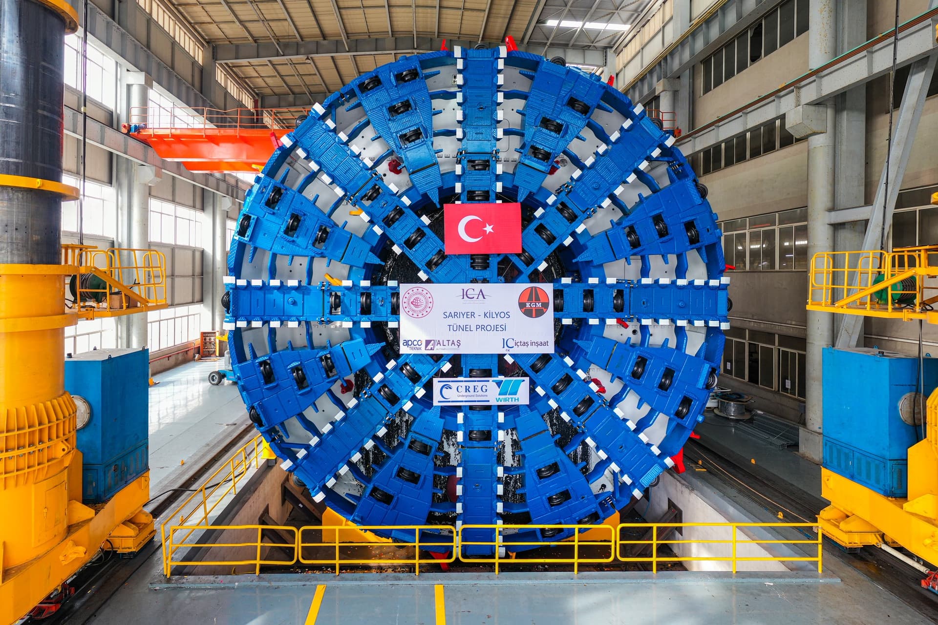 Xitoy tunnellar qazish mashinasi Turkiyaning avtomobil yo‘li loyihasida muhim yutuqni ta’minladi