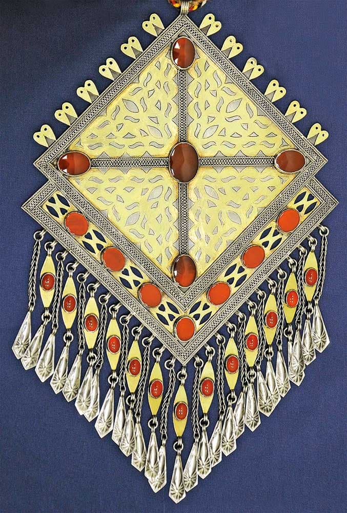 Gönjük – taryhy we milli bezeg