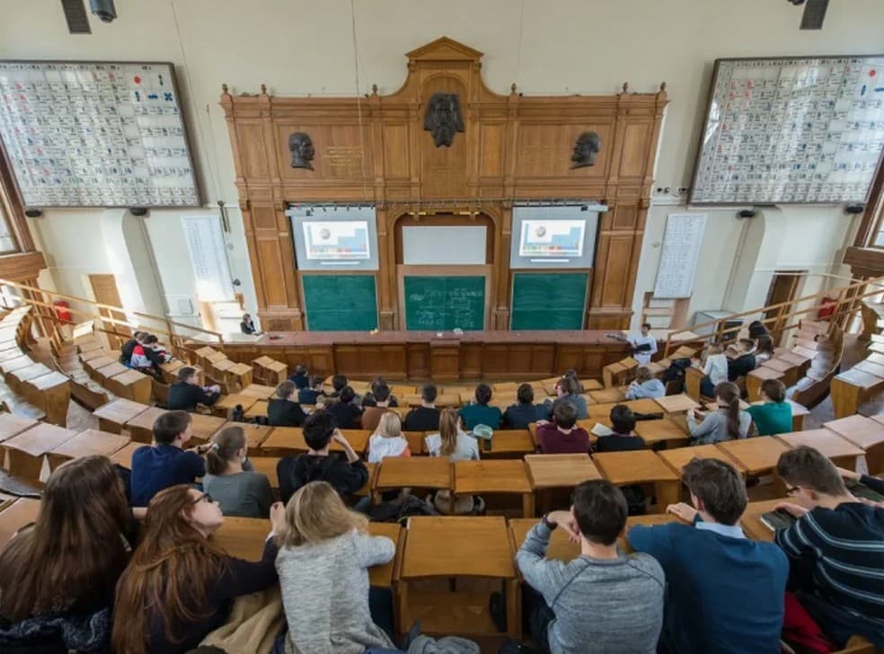 Rusya üniversiteleri 1 Eylül’den itibaren yeni eğitim modeline geçecek