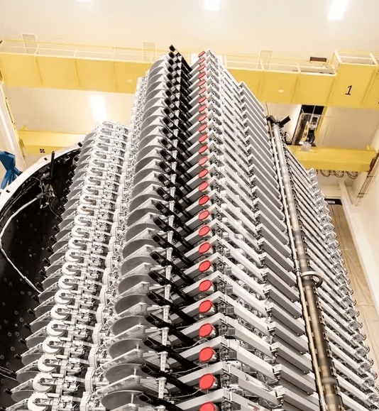 Musk Reveals Starship and Starlink Plans: Over 10,000 Satellites Per Year — Photo: DimaZeniuk/SpaceX