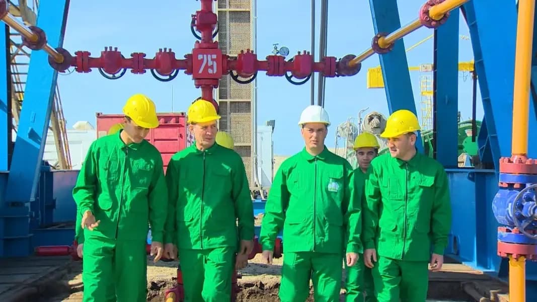 Uzynada Sahasında Yeni Kuyu Devreye Alındı: Türkmenistan'ın Enerji Gücü Artıyor — Surat çeşmesi: oilgas.gov