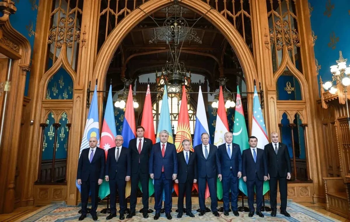 Diplomatik qadamlar: MDH yetakchilarining sammitga tayyorgarligi Turkmanistonda davom etadi