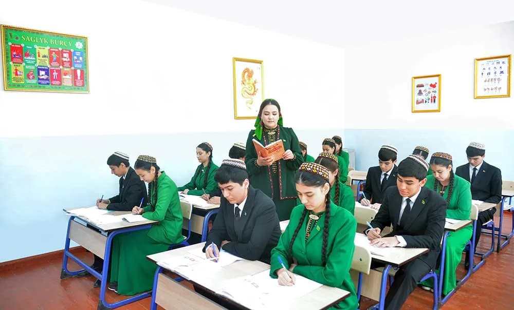 Sharqiy Turkmanistonda xitoy tili: Labob yoshlarining yutuqlari