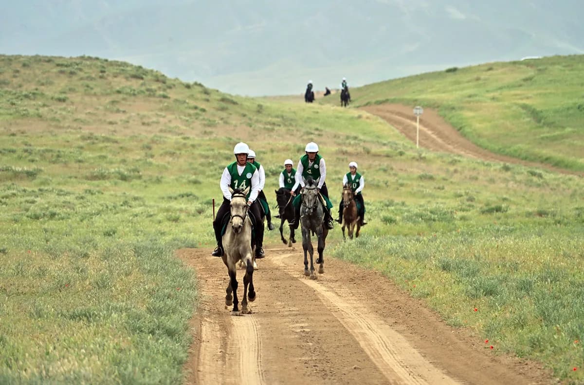 Victories at the Speed of a Steed: Equestrian Marathon Held in Ak Bugday Etrap