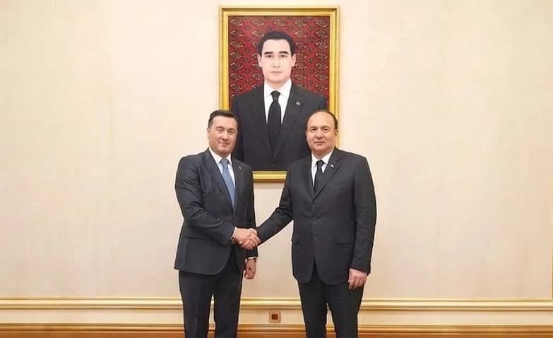 Туркменистан и Таджикистан активизируют сотрудничество в нефтегазовой сфере