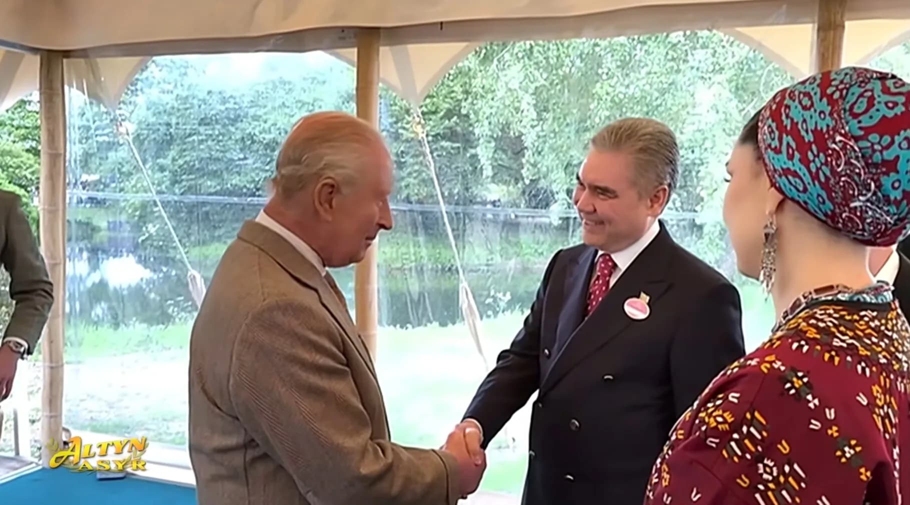 Qahramon Arkadagimizning Buyuk Britaniyaga tashrifi: Tulpor qadami bilan rivojlanayotgan hamkorlik