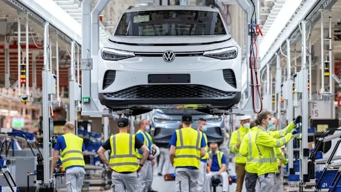 «Xpeng» шагает в Европу: китайский бренд покупает завод компании «Volkswagen»