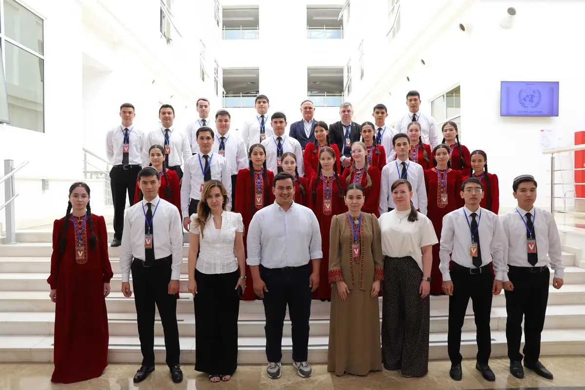 Türkmen talyplary durnukly ösüş ugrunda sanly innowasiýalary ara alyp maslahatlaşdylar