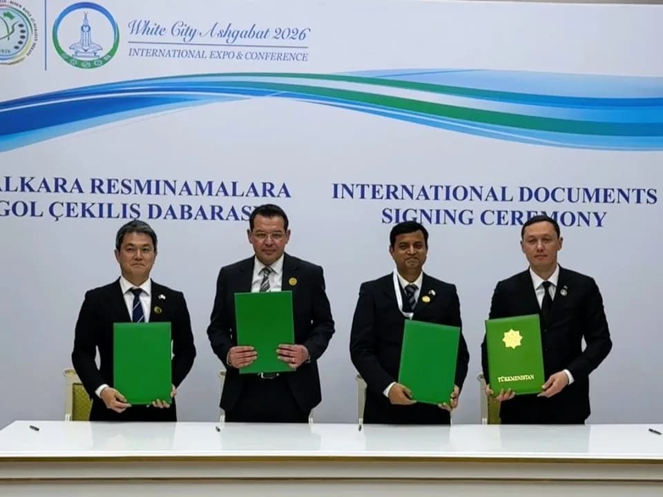 Strategik Hyzmatdaşlykda Täze Tapgyr: «Ak şäherim Aşgabat-2026» Sergi-Maslahatynda 11 Sany Resminama Gol Çekildi