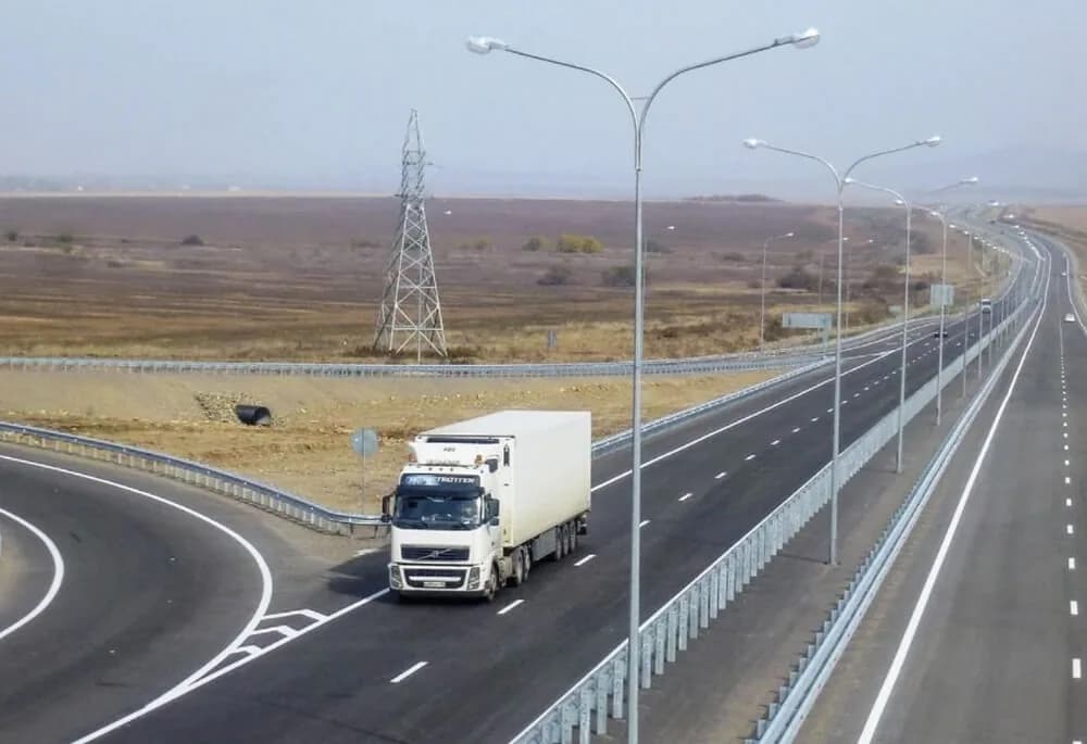 Og‘ir yukli transport vositalari uchun qoidalar: Bilish lozim bo‘lgan asosiy talablar
