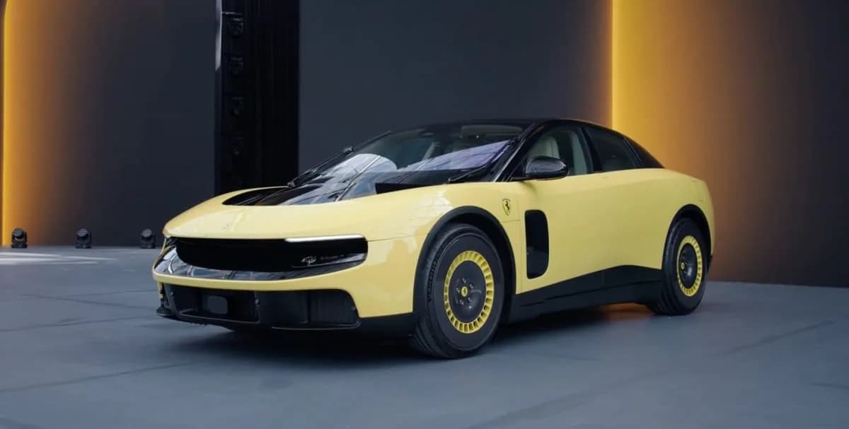 Сочетание скорости и технологий: Ferrari представила свой первый супер-электромобиль
