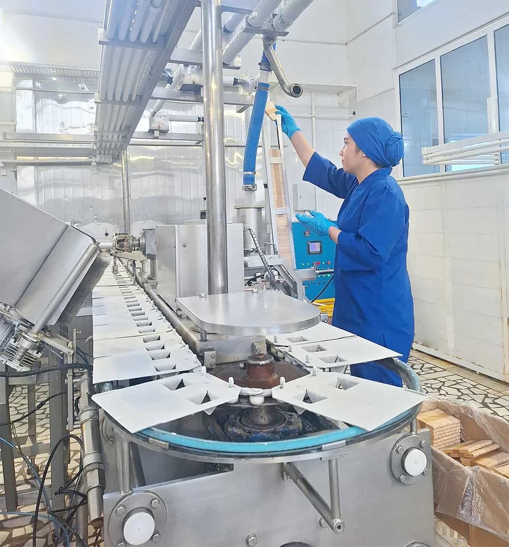 Мороженое под торговой маркой «Enaý» пользуется большим спросом на рынках нашей страны