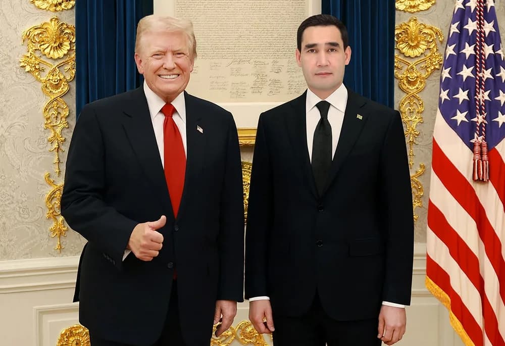 Türkmenistanyň Prezidenti Donald Trampy doglan güni bilen gutlady