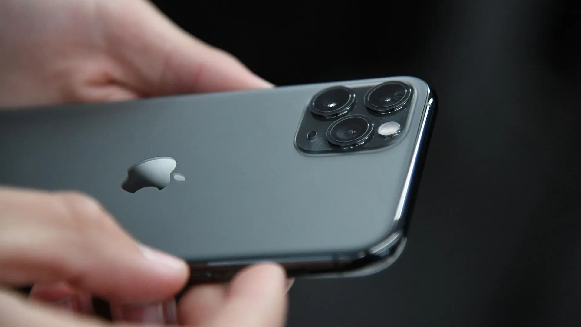 Apple планирует выпустить ещё пять новых моделей iPhone