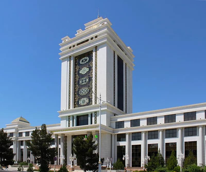 Türkmenistanyň Telekommunikasiýalar we informatika instituty 2026/2027-nji okuw ýyly üçin talyplyga kabul edýär