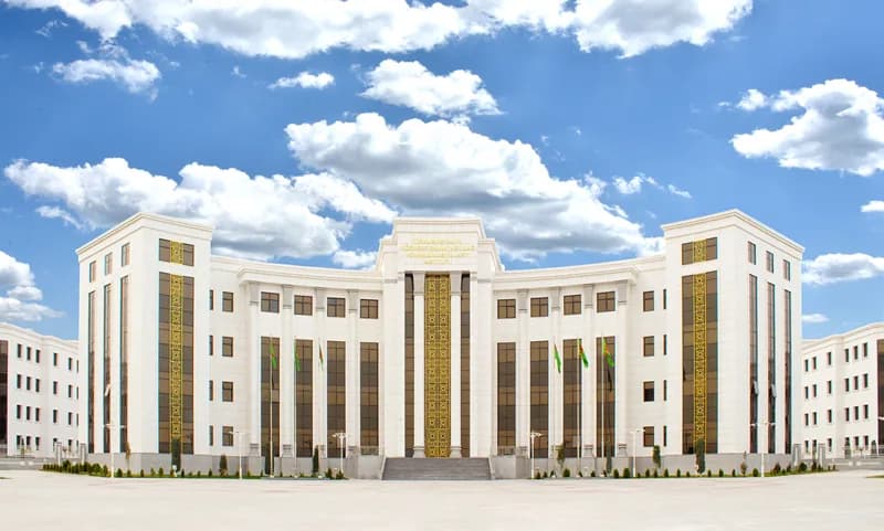Инженерно-технологический университет транспорта Туркменистана объявляет прием студентов на 2026/2027 учебный год