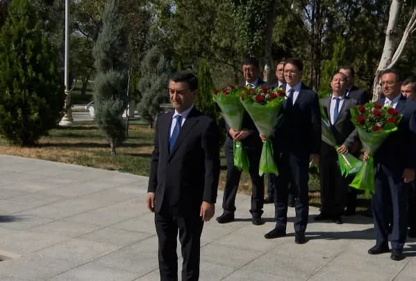 Özbegistanyň Daşary işler ministri Aşgabatda resmi saparda
