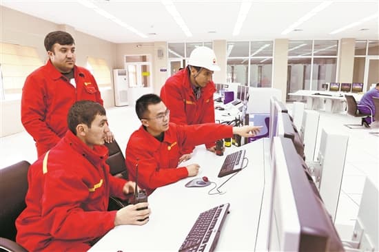 CNPC kompaniýasynyň Türkmenistandaky şahamçasy Hytaýyň nebit uniwersitetine okuwa kabul etmek üçin resminamalary ýygnamaga başlady