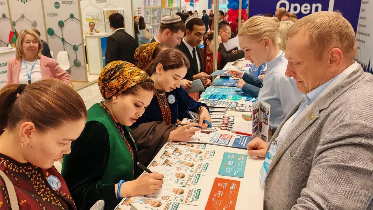 Türkmenistanyň raýatlary üçin Russiýanyň ýokary okuw mekdeplerinde 500 sany býujet esasynda okamak üçin ýer bölünip berildi