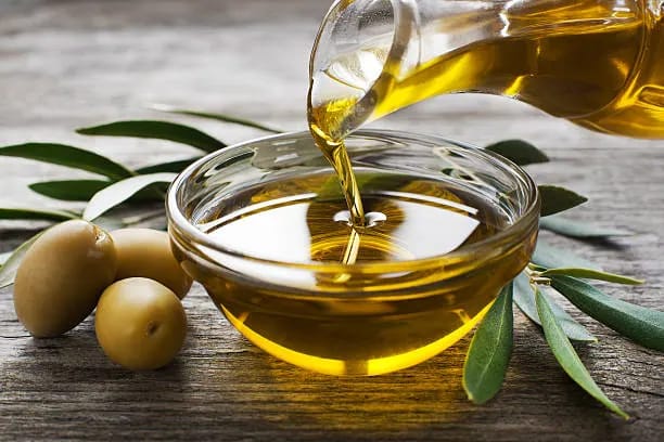 Olive Oil Before Carbohydrate-Rich Food May Slow the Rise in Blood Sugar