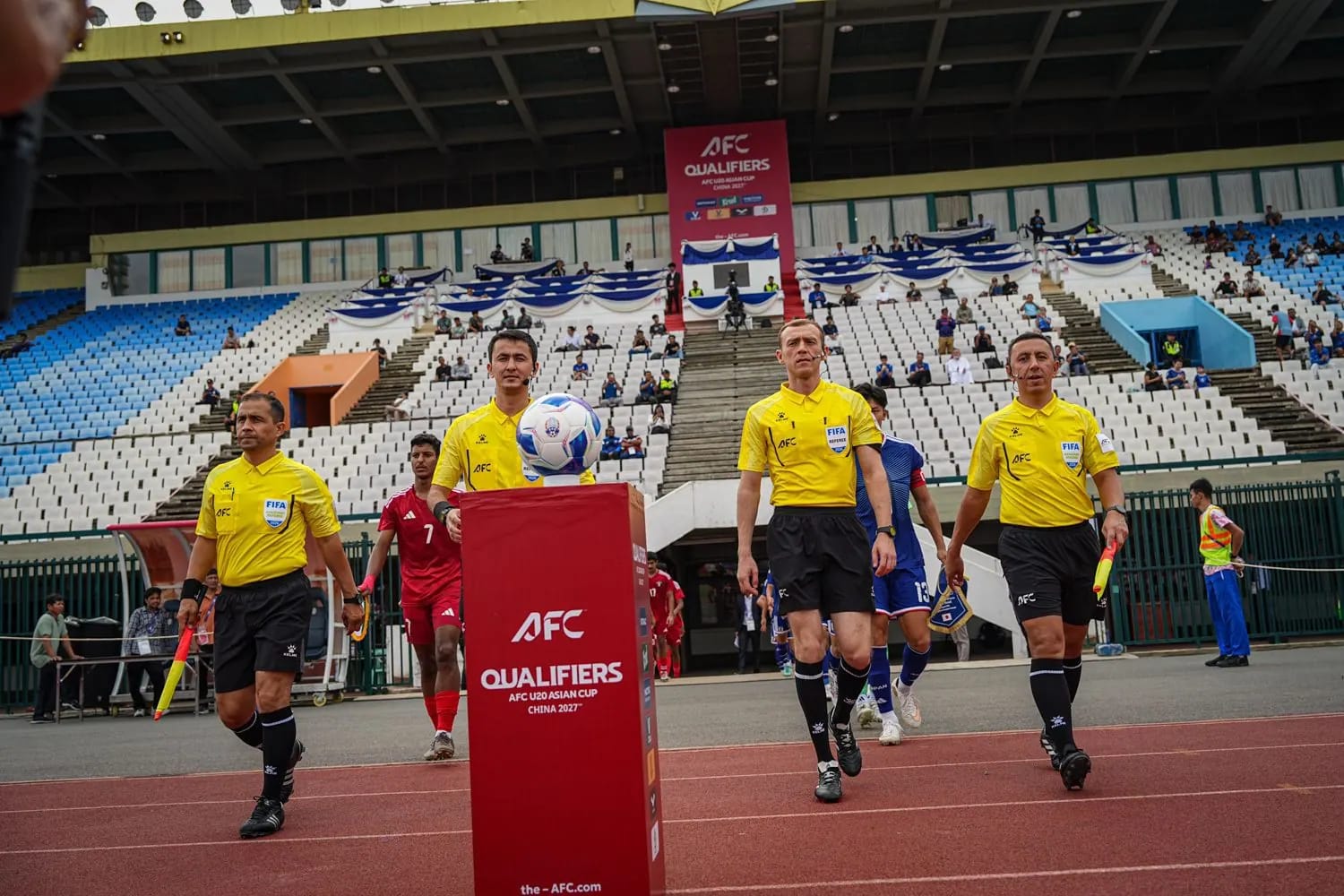 Turkmanistonlik futbol hakamlari Osiyo Kubogi saralash uchrashuvini boshqarib borishdi
